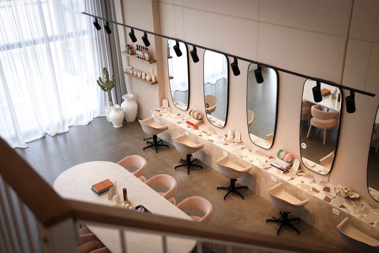 Franki the Salon