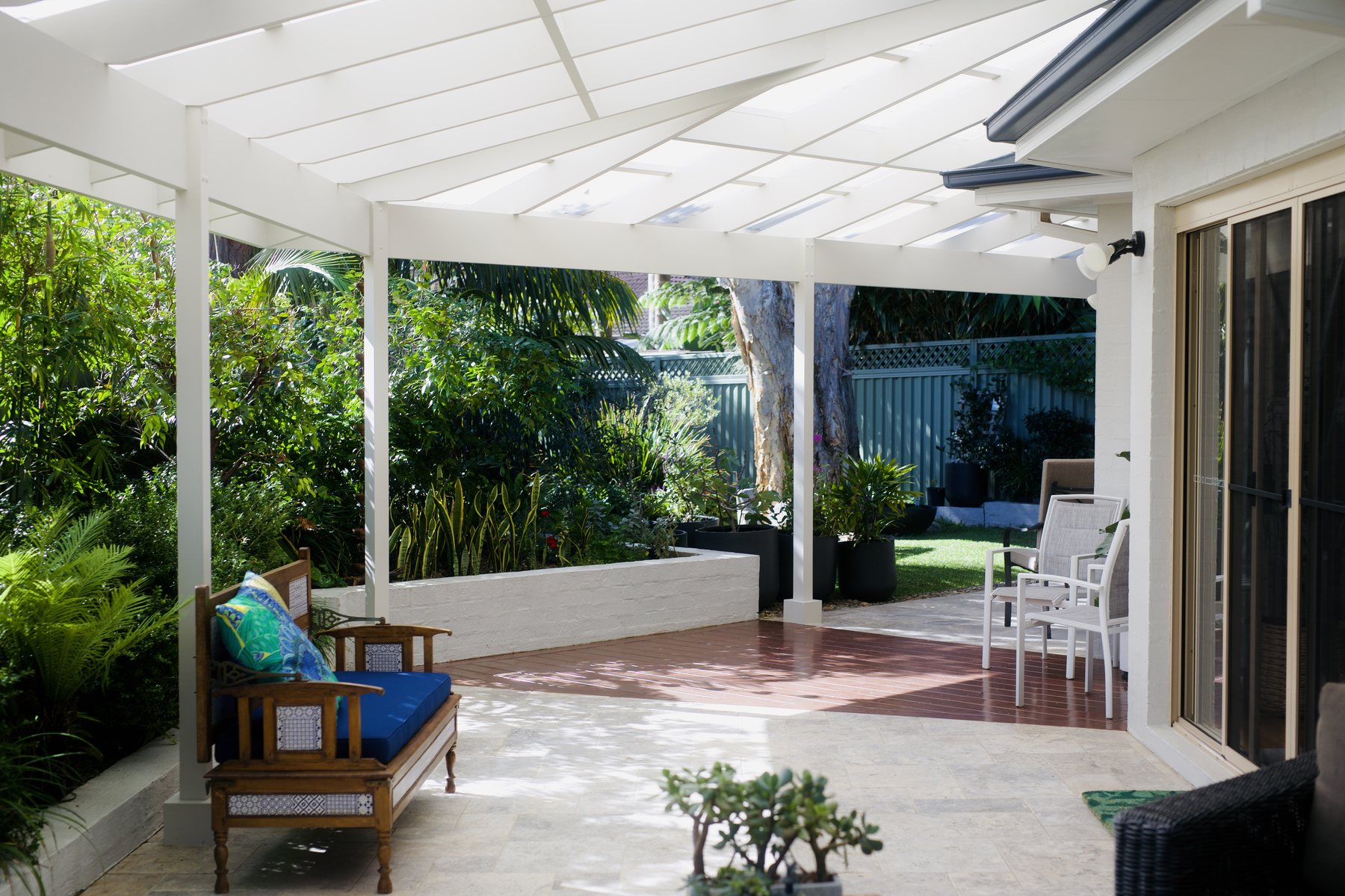 Point Street, Bateau Bay