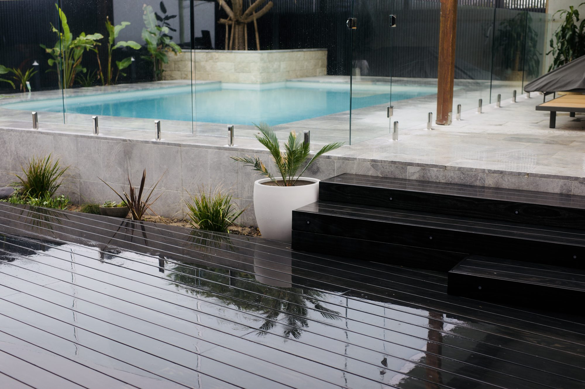 Outdoor living by the pool